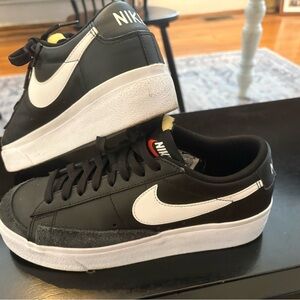 Nike Black and White Athletic Shoes
